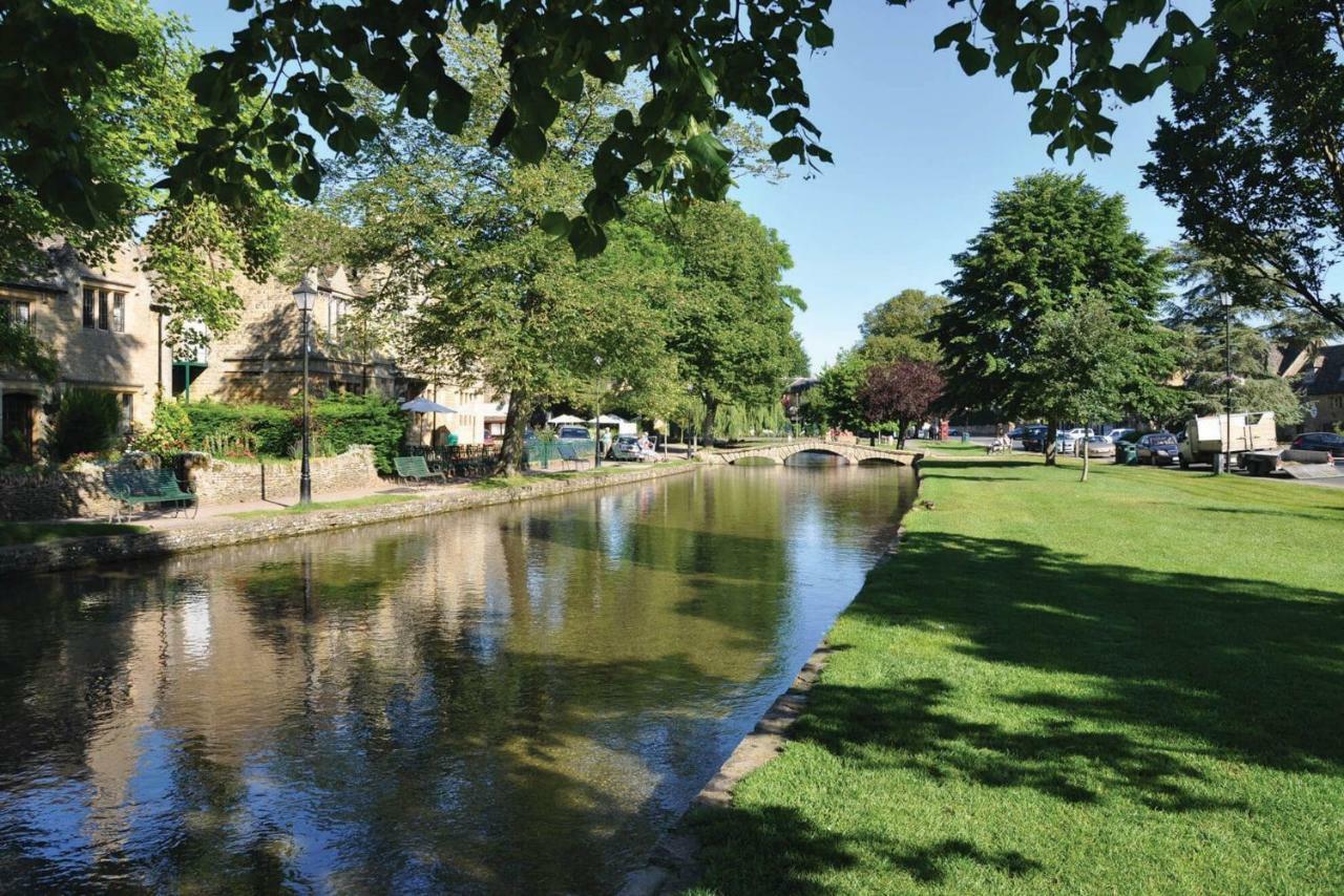 Mallard Lodge Cirencester Exterior foto